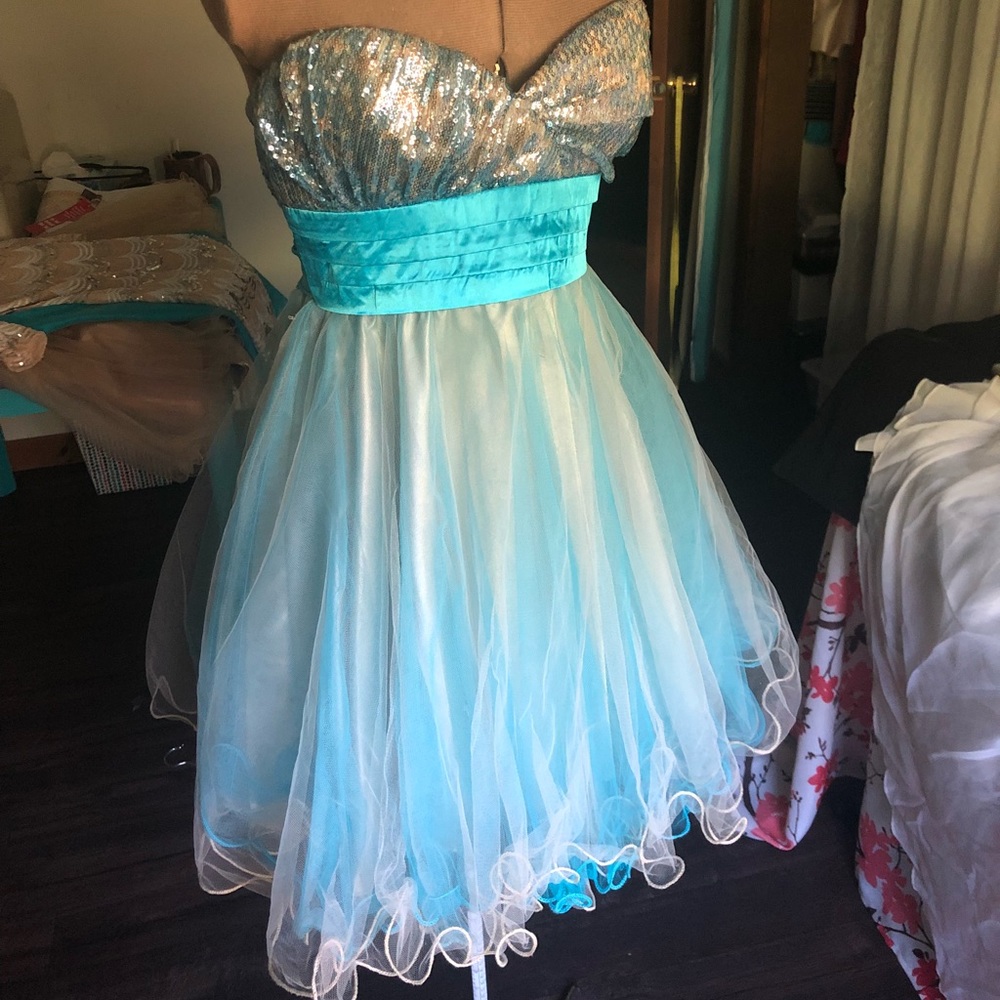 Homecoming dress